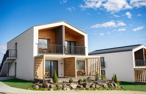 Maly Slavkov Apartamento | Royal Village - Royal Views apartments