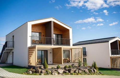 Maly Slavkov Apartamento | Royal Village - Royal Views apartments