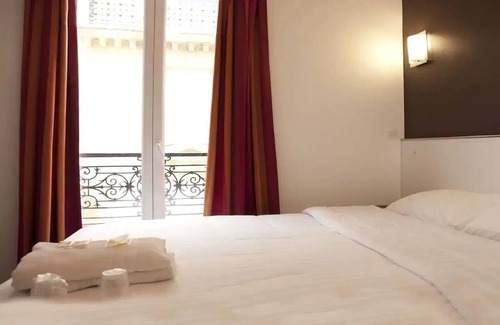 Batignolles Hotel | Royal Wagram