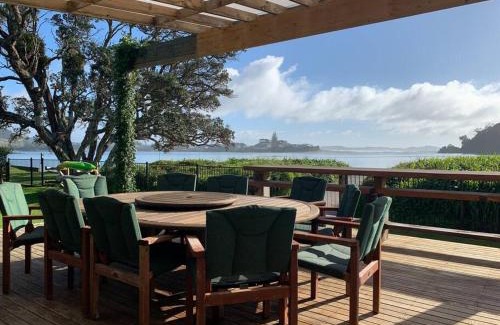 Pataua Casa | Ruahau - Pataua South -Absolute Waterfront