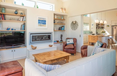 Ruby Bay Casa | Discover the joy of modern living with the stunning Ruby Bay Haven