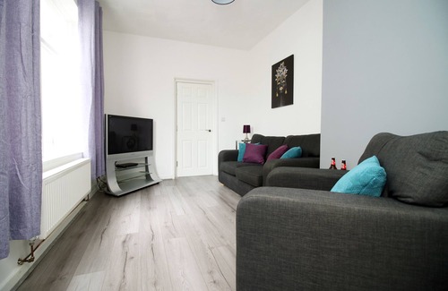 Newport Casa | Rugby Road by Tŷ SA