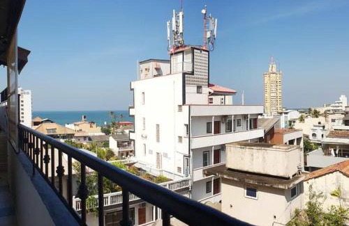 Milagiriya Apartamento | RUHE COLOMBO -2 BR Penthouse in Colombo 04