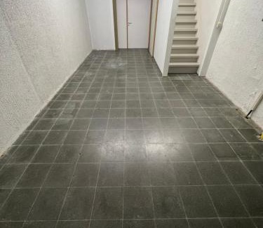 Ieper Apartamento | Ruim app. met grote garage