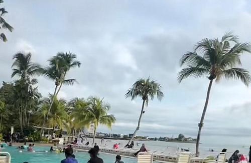 Si Rusa Apartamento | Rumah Berangin at The Regency Beach Resort Port Dickson Sea View
