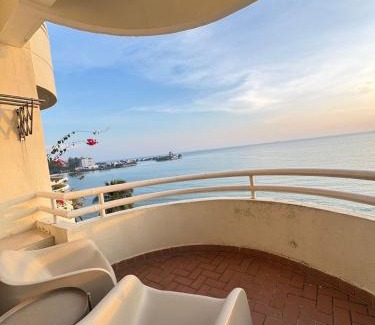 Si Rusa Apartamento | Rumah Berangin at The Regency Beach Resort Port Dickson Sea View