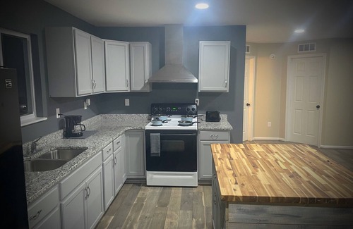 Eastview Casa | Rural 2 bedroom ranch with country setting