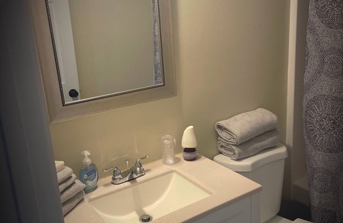 Eastview Casa | Rural 2 bedroom ranch with country setting