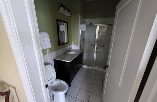 Farmville Cabaña | Rural and Charming 2bedroom Cottage near Hampden-Sydney and Longwood