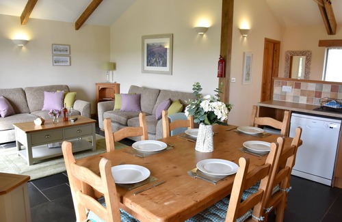 Grampound Cabaña | Complejo rural 7 casas de lujo, Ash Cottage, con hermosas vistas al sur