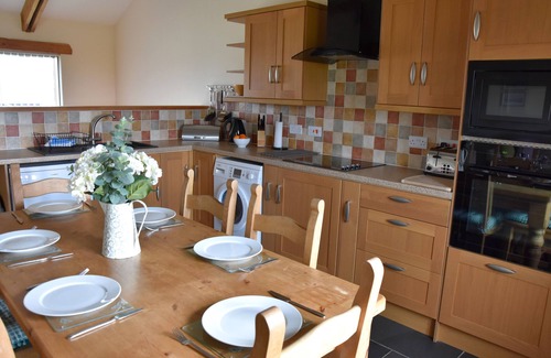 Grampound Cabaña | Complejo rural 7 casas de lujo, Ash Cottage, con hermosas vistas al sur