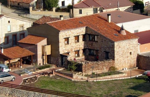 Espeja de San Marcelino Cabaña | Casa rural (alquiler íntegro) en finca de más de 1000m2, hasta 9 personas