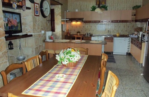 Villademar Cabaña | Casa rural (alquiler íntegro) La Ermita de Prin para 10 personas