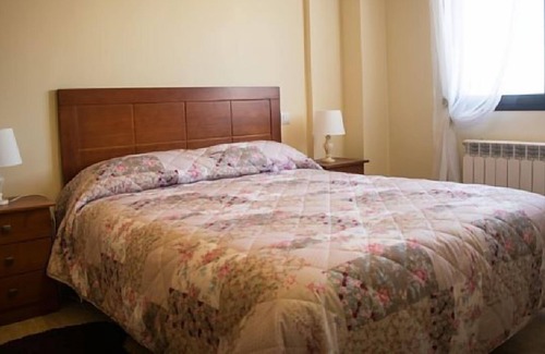 Navamorcuende Cabaña | Casa rural (alquiler íntegro) Pilón de Abajo para 8 personas