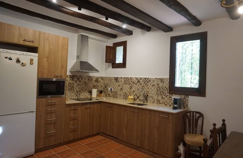 Cálig Casa | Casa rural con jardín, barbacoa y piscina. Mar, montaña, cultura, senderismo!