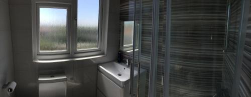 Whittington Casa | Rushden Vacation Home