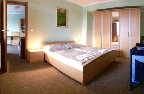 Rusovce Casa | Rusovský penzión