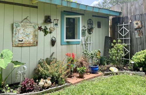 Biloxi Cabaña | Russell Cottage: Tu hogar lejos de casa.
