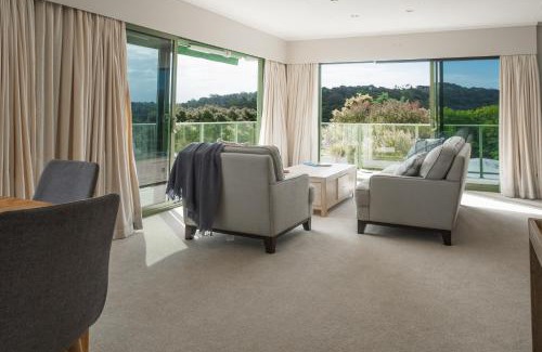 Russell Casa | Russell HQ