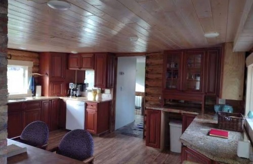 National Mine Cabina | Rustic 2B Cabin w/ Sauna on Farm (Free WiFi/Parking)