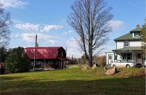 National Mine Cabina | Rustic 2B Cabin w/ Sauna on Farm (Free WiFi/Parking)
