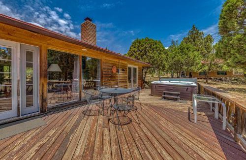 Alto Casa | Rustic Alto Cabin with Hot Tub, Deck and Fireplace!