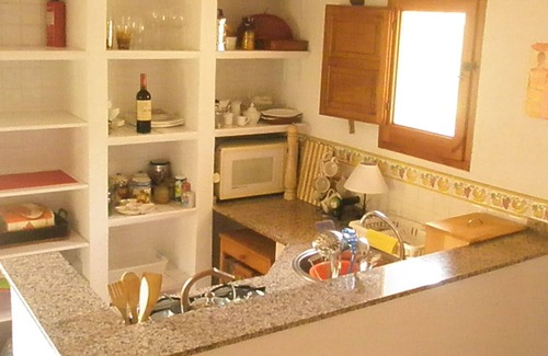 Castell de Castells Apartamento | Apartamento rústico en España rural cerca de ciudades, pueblos y playas.