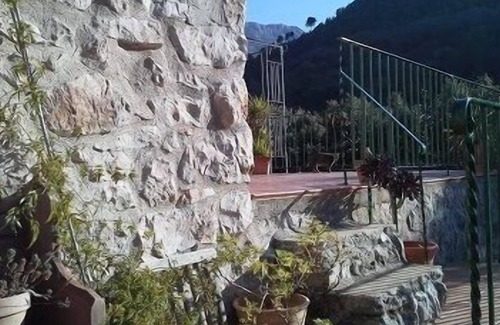 Castell de Castells Apartamento | Apartamento rústico en España rural cerca de ciudades, pueblos y playas.