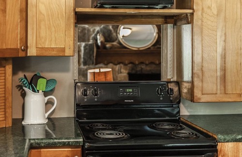 Gallatin Cabina | Rustic Cabin | 30 miles from Nashville