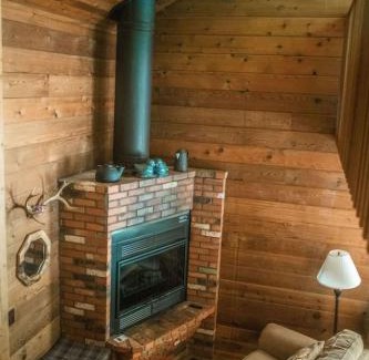 Sedona Casa | Rustic Cabin for 2 in Oak Creek Cabin - WILD ROSE