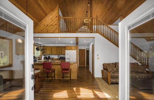 Skykomish Apartamento | Rustic Cabin Stevens Pass Mount.-Adventures-HotTub