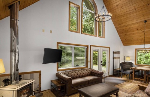 Skykomish Apartamento | Rustic Cabin Stevens Pass Mount.-Adventures-HotTub