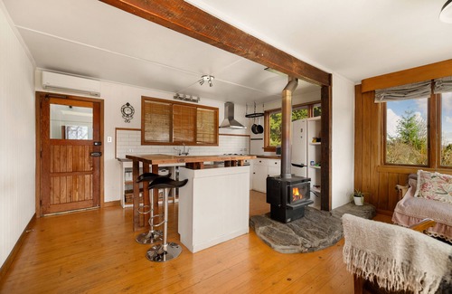 Kelvin Heights Apartamento | Rustic Charm Nest