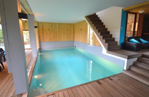 Walk Casa | Rustic Farmhouse with Pool