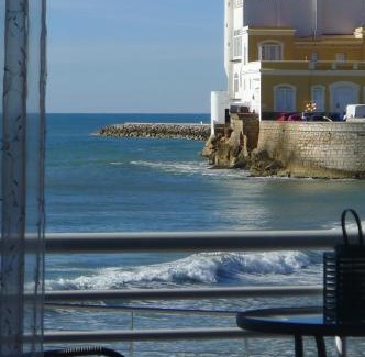 Sitges Apartamento | Rustic good