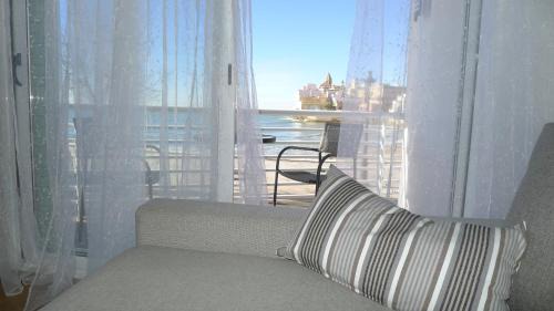 Sitges Apartamento | Rustic good