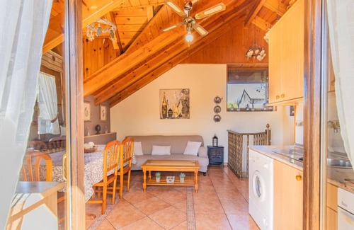 Senegue Casa | Casa Rústica en los Pirineos, ideal para familias