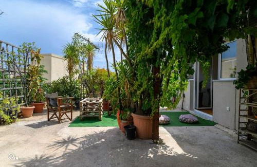 Aigaleo Apartamento | Rustic House With Roof Garden