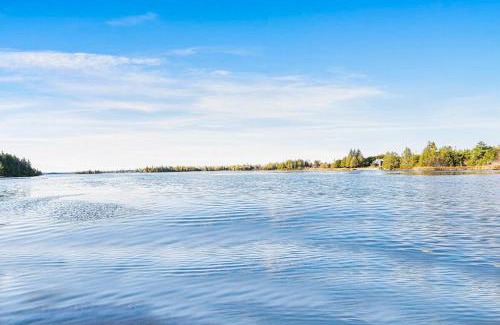 Kirkfield Casa | Rustic Lakefront Cottage with Fire Pit & Scenic Views