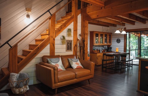 Jasper Cabina | Rustic Mountain Retreat, 3BR, Game Room, Patio, Community w/ Amenities