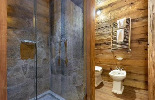 Courmayeur Chalet De Esquí | Rustic Mountain Villa