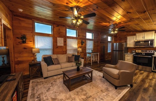 Mount Sterling Cabina | Rustic Mt. Sterling Cabin 1 Near Downtown Pets OK