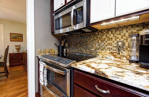 Springfield Casa | This house is a 3 bedroom(s), 2 bathrooms, located in Springfield, MO.