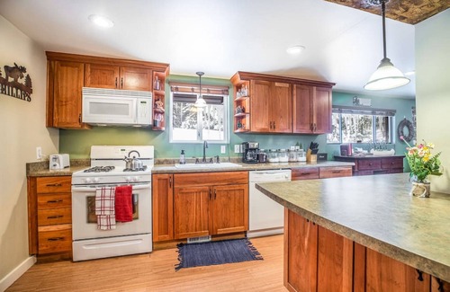 Salt Lake Mountain Resorts Cabina | Rustic & Peaceful Silver Fork Mountain Retreat