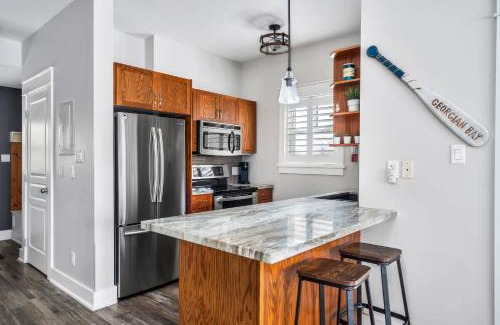 The Blue Mountains Casa | Rustic Retreat at Blue Pool Hot Tub Golf Ski