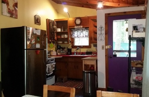 Lamoreaux Landing Casa | Retiro rústico en Seneca Lake Wine Trail - Romántico, familiar y que admite mascotas