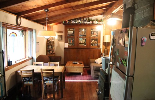 Lamoreaux Landing Casa | Retiro rústico en Seneca Lake Wine Trail - Romántico, familiar y que admite mascotas