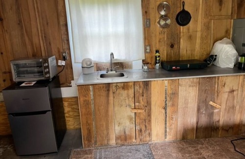Eidson Cabina | Rustic Retreat