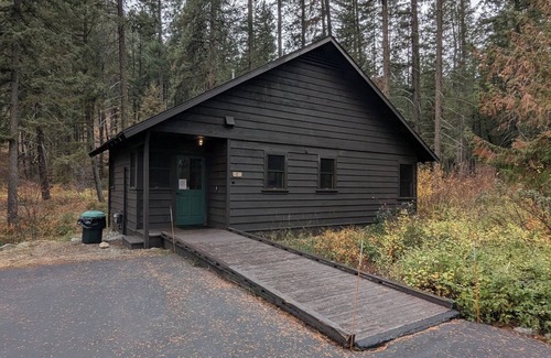 Mazama Cabina | Rustic Rural Studio Cabin