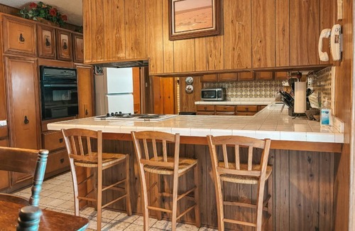 San Isidro Cabina | Rustic Texas Retreat: Ranch style Home Los Ebanitos Ranch